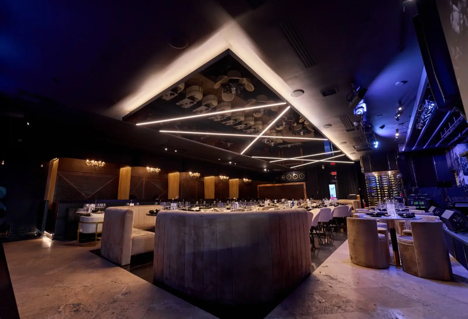 Lo D'Alex Miami — the stunning visual backdrop for every birthday celebration